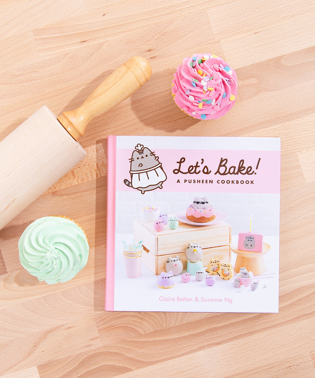 Let's Bake! A Pusheen Cookbook