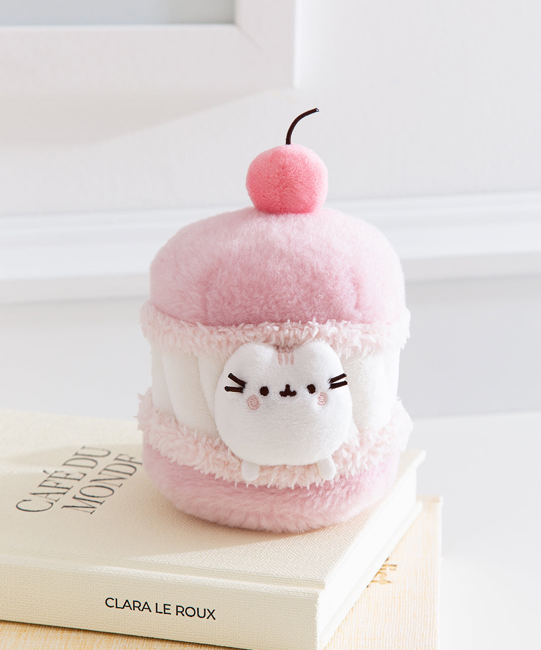 Pusheen Sweets Cherry Macaron Plush 2-pc Environment